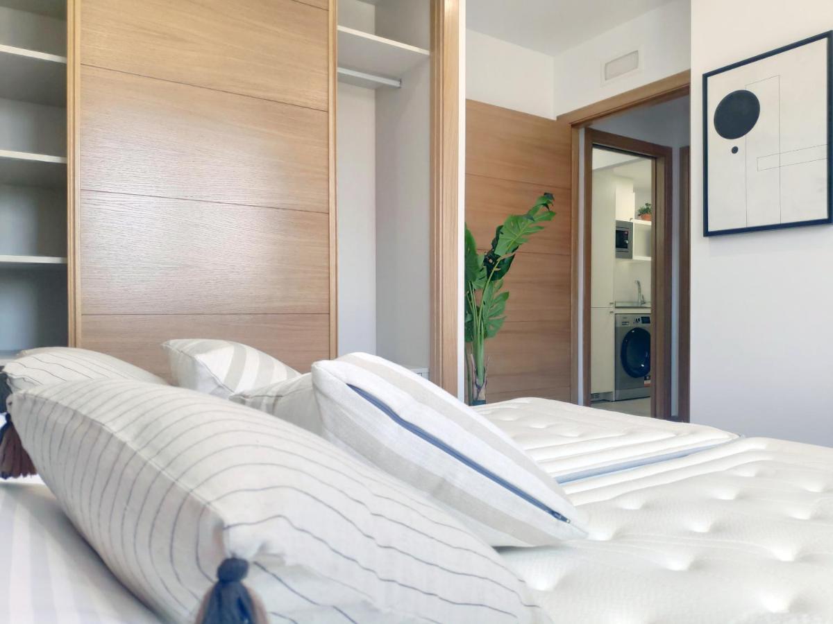 Apartamentos Rey By Como En Casa San Giacomo di Compostella Esterno foto